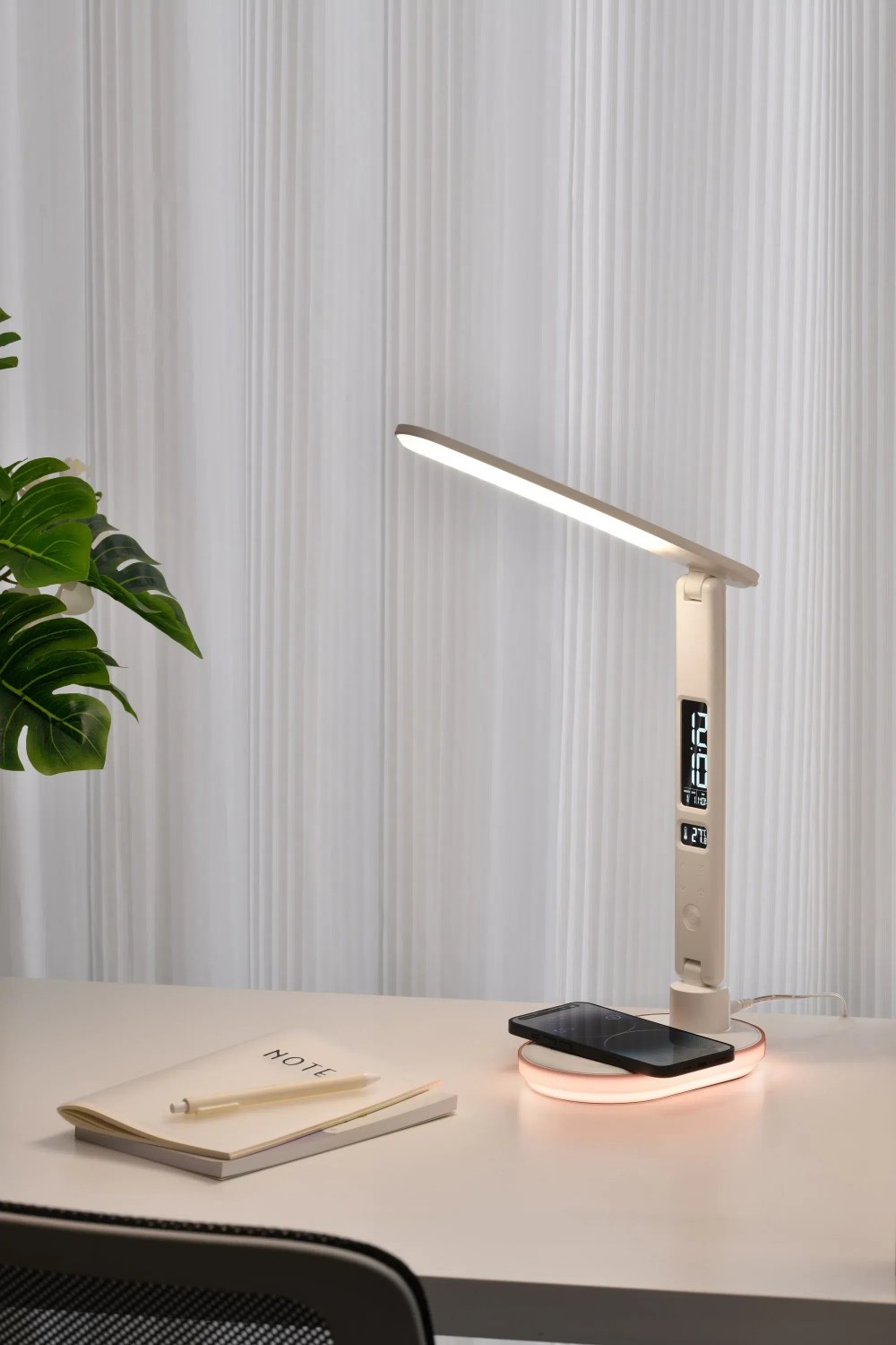 HHT-1820 Business Desk Lamp